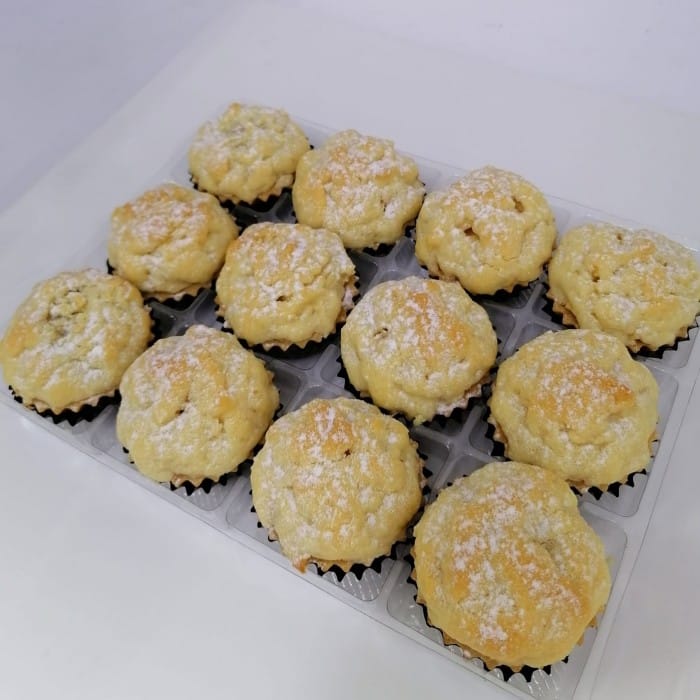 MINI APPLE CRUMBLE TARTS - Image 2